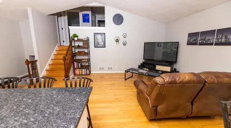 824 Grant Street Bartlett IL 60103