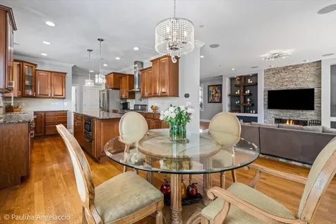 443 June Terrace Barrington IL 60010