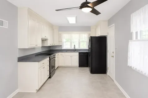 1206 5TH Avenue Sterling IL 61081