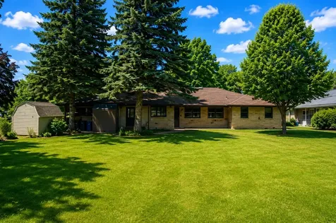 1206 5TH Avenue Sterling IL 61081
