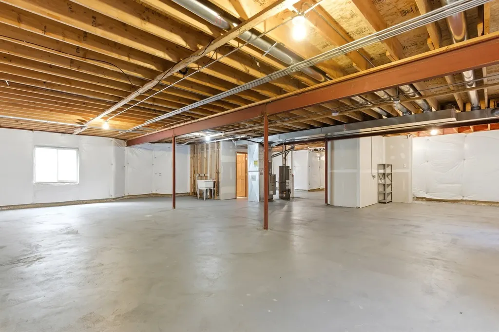 1967 Holloway Court Aurora IL 60502