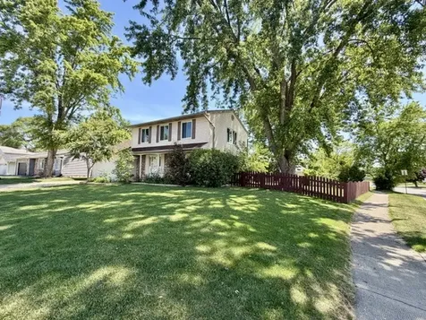 34 Highbury Drive Elgin IL 60120