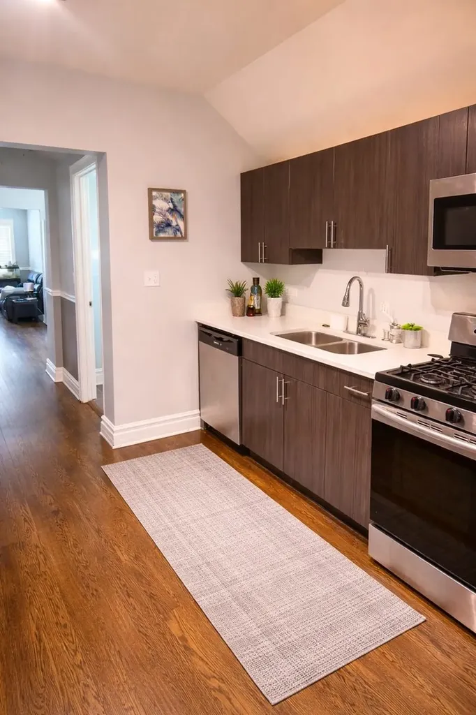 322 West 103rd Place Chicago IL 60628