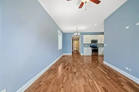 607 North Central Avenue Chicago IL 60644