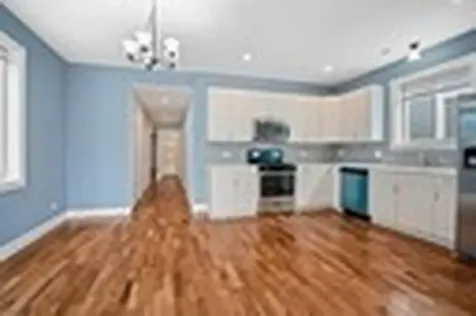 607 North Central Avenue Chicago IL 60644