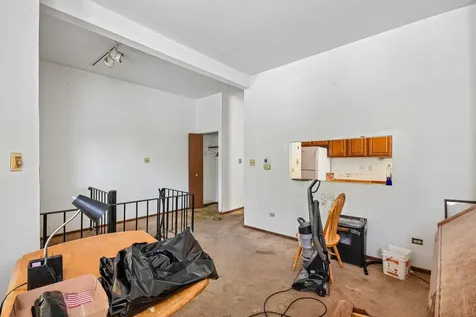 1047 West Leland Avenue Chicago IL 60640