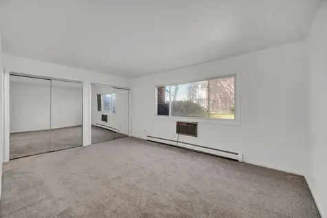10369 Dearlove Road Glenview IL 60025