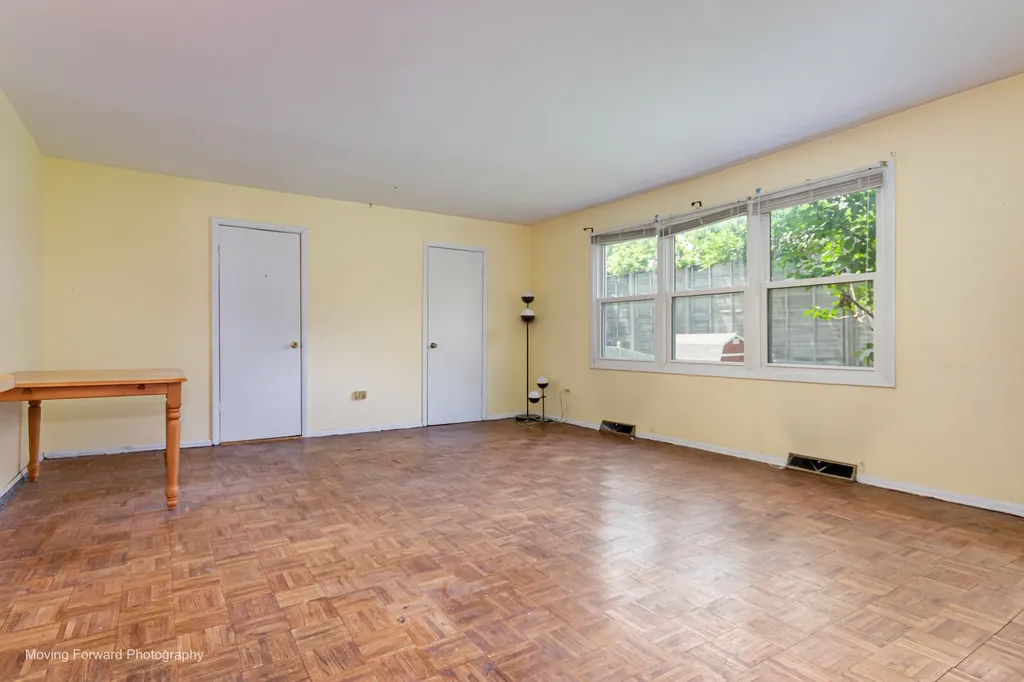 706 North Lawler Avenue Addison IL 60101