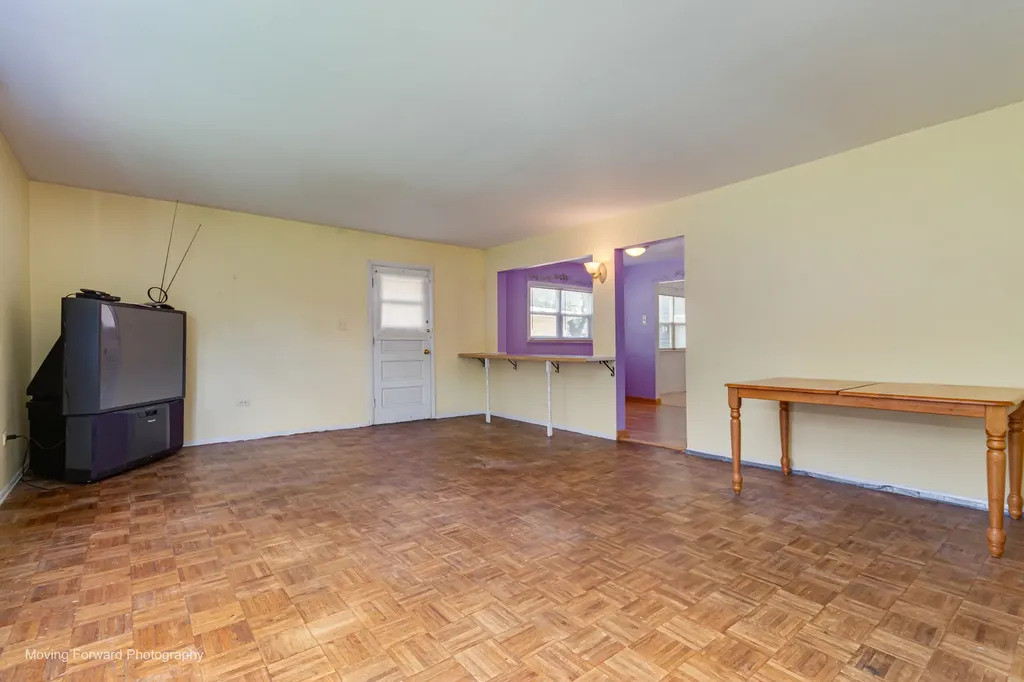 706 North Lawler Avenue Addison IL 60101