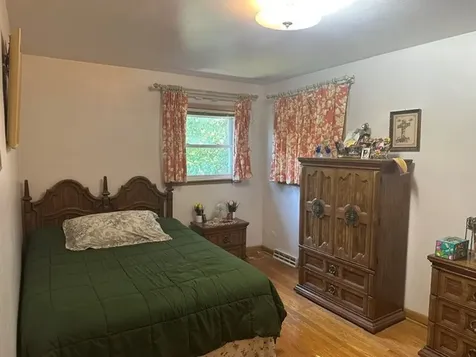 6034 North Bernard Street Chicago IL 60659