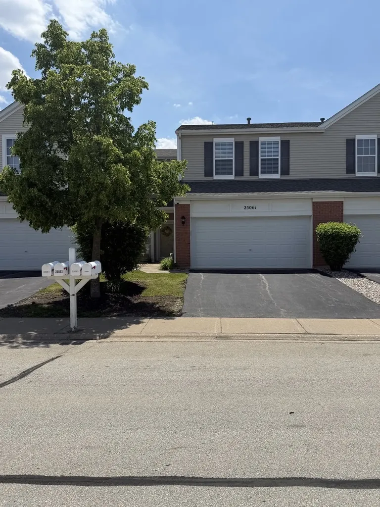 25061 Clare Circle Manhattan IL 60442