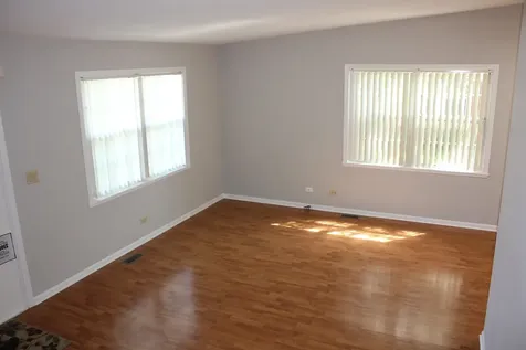 410 Ashwood Court Vernon Hills IL 60061