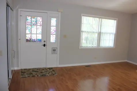 410 Ashwood Court Vernon Hills IL 60061