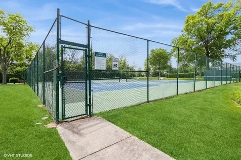 6425 Clarendon Hills Road Willowbrook IL 60527