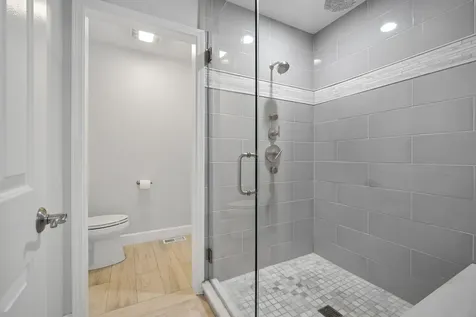 4220 Terri Lyn Lane Northbrook IL 60062