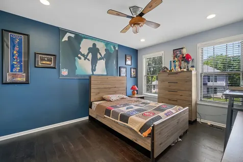 4220 Terri Lyn Lane Northbrook IL 60062