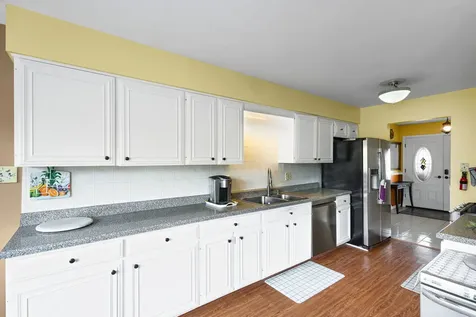 1913 East Seminole Lane Mount Prospect IL 60056