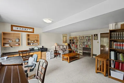 1913 East Seminole Lane Mount Prospect IL 60056