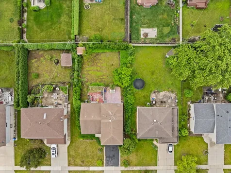 1913 East Seminole Lane Mount Prospect IL 60056
