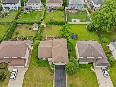 1913 East Seminole Lane Mount Prospect IL 60056