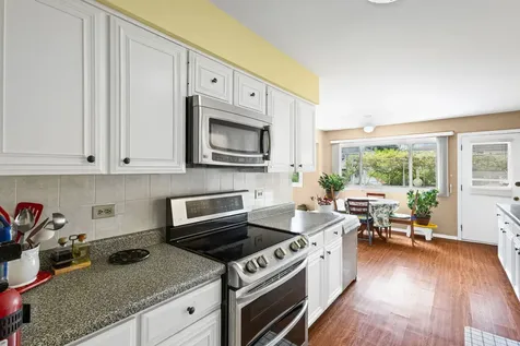 1913 East Seminole Lane Mount Prospect IL 60056