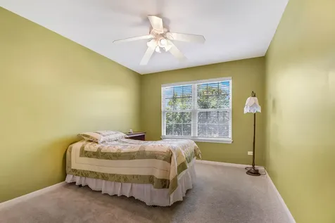 1640 Rose Lane Romeoville IL 60446