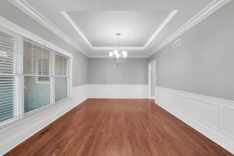 141 Walnut Street Libertyville IL 60048
