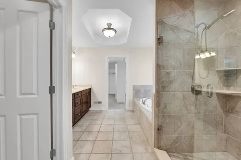 141 Walnut Street Libertyville IL 60048