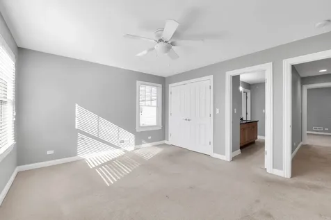141 Walnut Street Libertyville IL 60048
