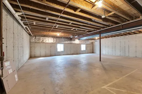 141 Walnut Street Libertyville IL 60048