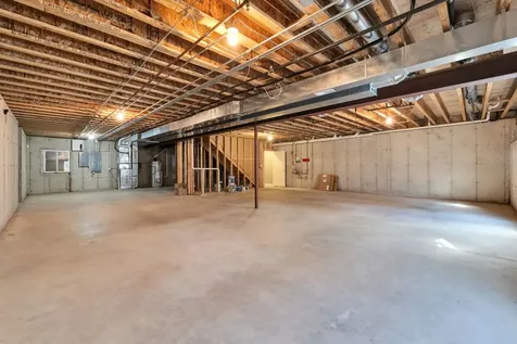 141 Walnut Street Libertyville IL 60048