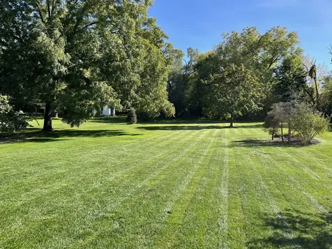 141 Walnut Street Libertyville IL 60048