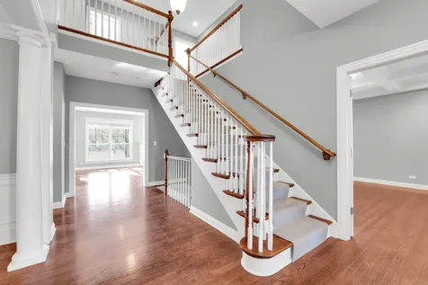 141 Walnut Street Libertyville IL 60048