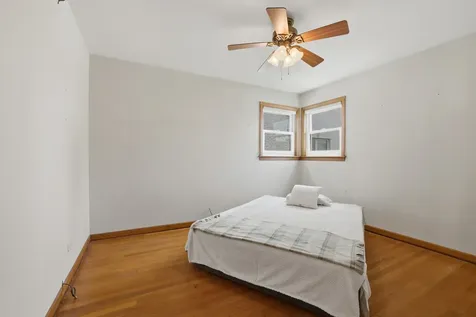 6837 Davis Street Morton Grove IL 60053