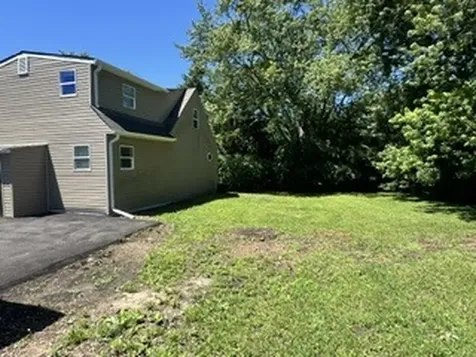 42145 North Kenosha Road Zion IL 60099