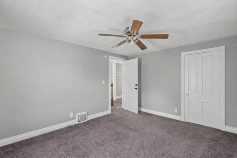 526 31ST Street Rock Island IL 61201