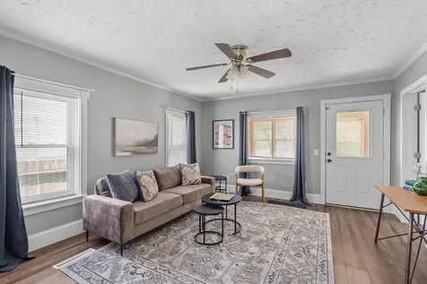 526 31ST Street Rock Island IL 61201