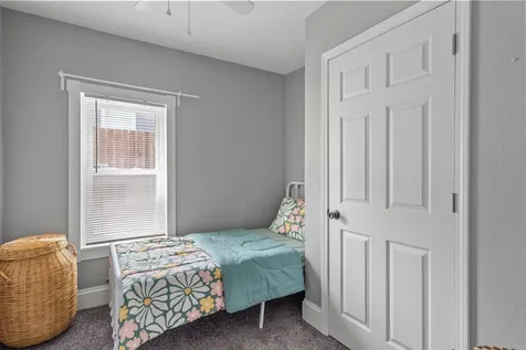526 31ST Street Rock Island IL 61201