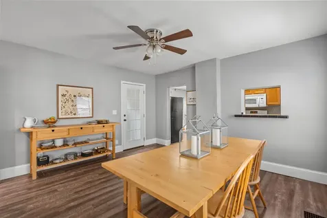 526 31ST Street Rock Island IL 61201