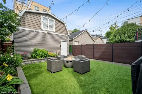 1624 North Claremont Avenue Chicago IL 60647