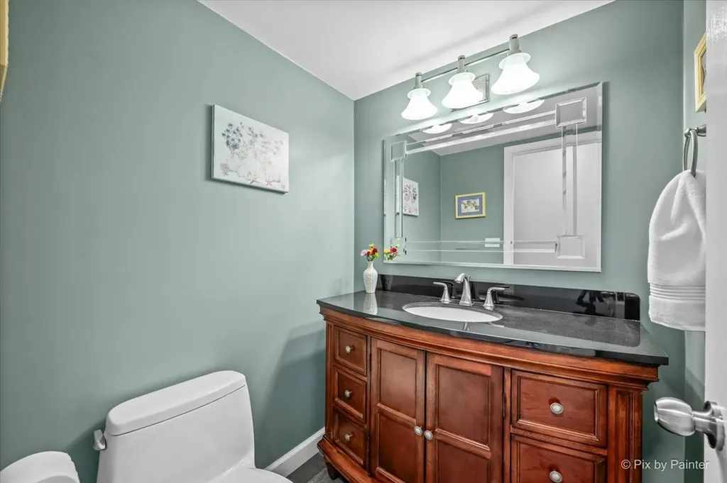 1288 Crystal Shore Drive Carol Stream IL 60188