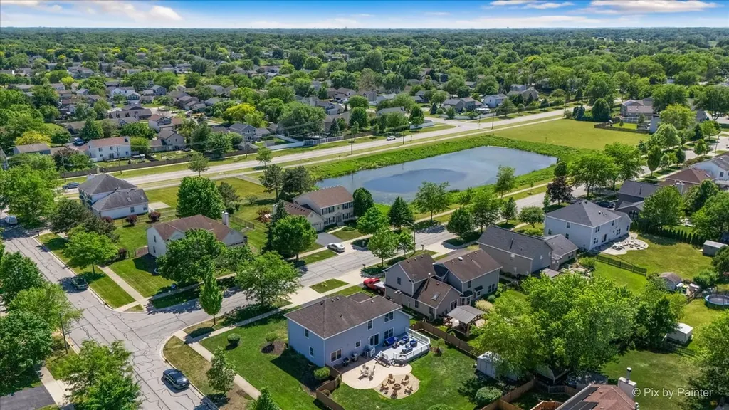 1288 Crystal Shore Drive Carol Stream IL 60188