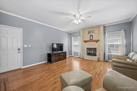 1288 Crystal Shore Drive Carol Stream IL 60188