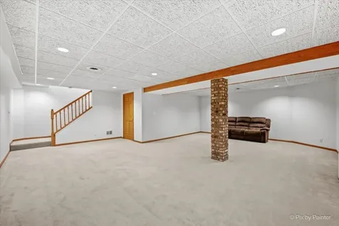 1288 Crystal Shore Drive Carol Stream IL 60188