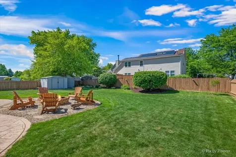 1288 Crystal Shore Drive Carol Stream IL 60188