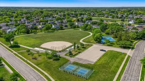1288 Crystal Shore Drive Carol Stream IL 60188