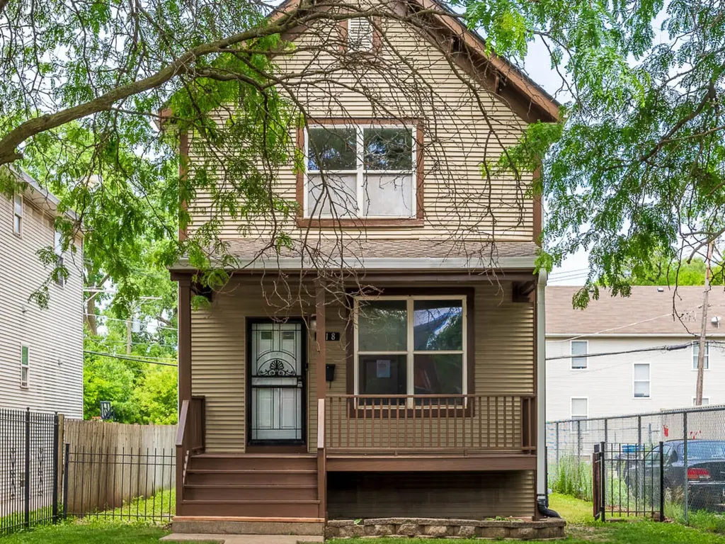 118 East 107th Street Chicago IL 60628