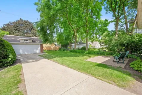 604 Lathrop Avenue River Forest IL 60305