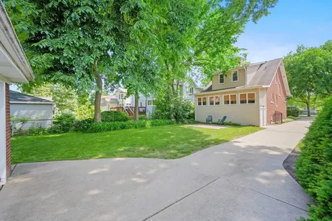 604 Lathrop Avenue River Forest IL 60305