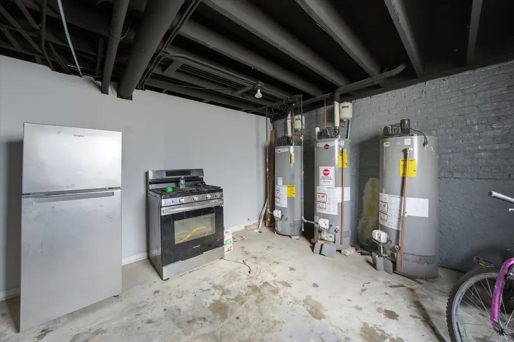 6416 South Campbell Avenue Chicago IL 60629